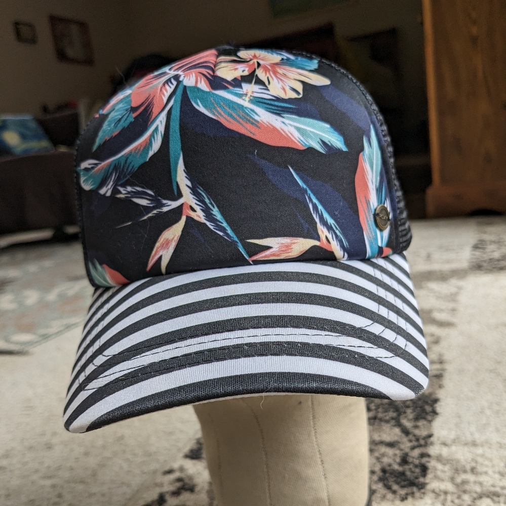 Roxy hat - Picture 1 of 4